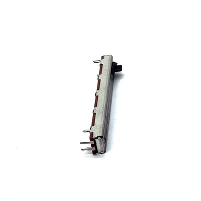 الكربون 9mm 10k الشريحة الجهد 1ohm الميكانيكيه الشريحة وعاء لبطاقة الصوت